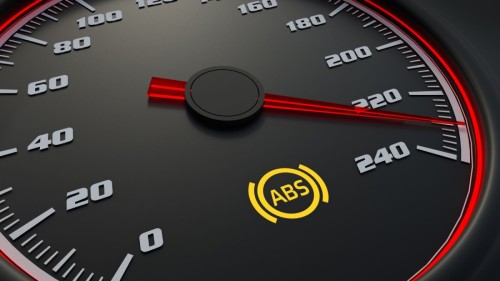 دلایل روشن شدن چراغ هشدار ABS و راههای رفع آن