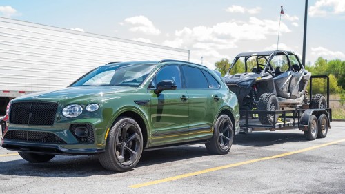 بررسی بنتلی بنتایگا 2023: SUV لوکس که به راحتی هر باری را حمل می‌کند